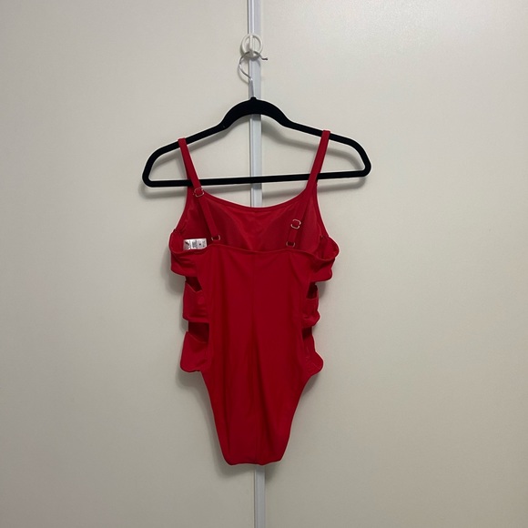 Stunning one piece Shade & Shore bathing suit - Picture 2 of 4